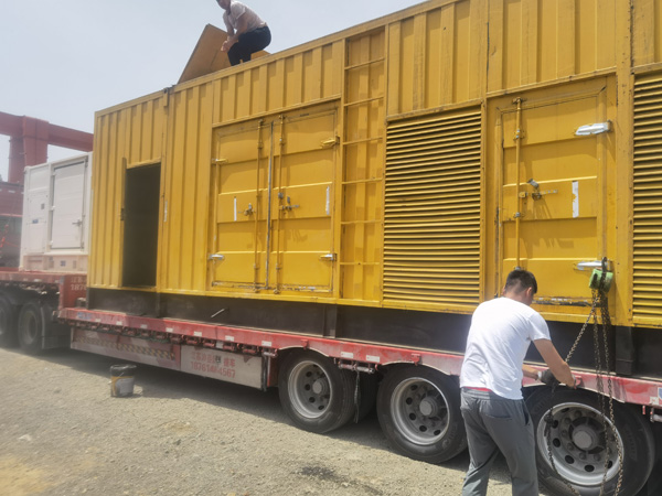洛江除了负载情况和发动机维护,还有哪些因素会影响 200kw 柴油发电机的油耗?